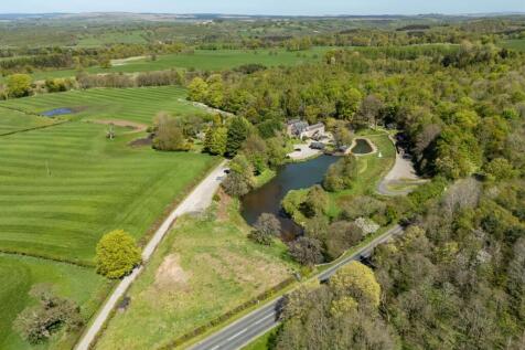 New Mills - Location &amp; Access