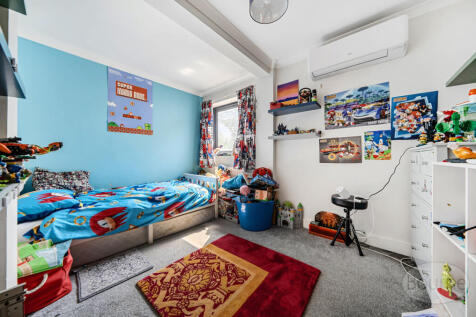 0c455604-9a95-466...