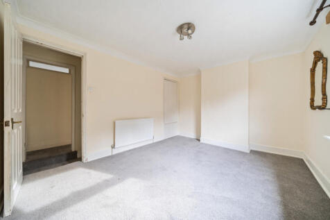 1361540-2-68de770...