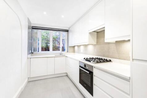 4 bed, 3 bath Terraced in belfast - Photo 3
