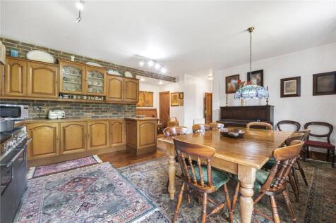 Kitchen/Breakfast Rm