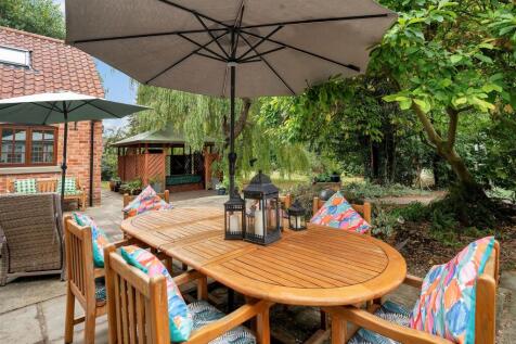 Spindlecroft WEB PH-43.jpg