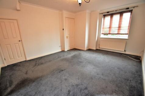 Clover Avenue, Bishops Gate photo 3
