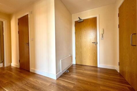 Hallway.jpeg