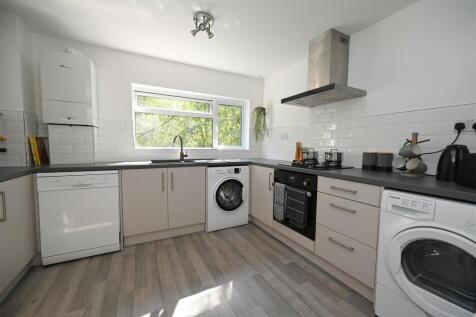 kitchen 1.jpg