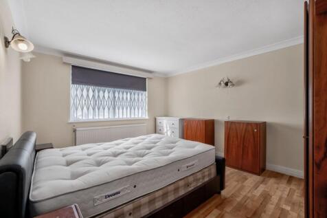 Chatsworth Road, Ealing, London, W5 photo 4