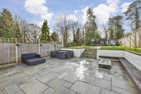 Patio / Decking