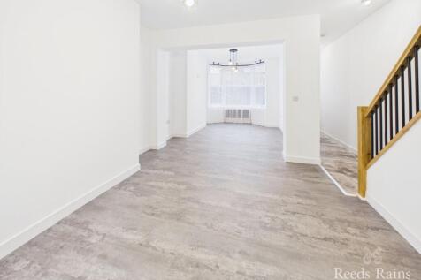 Sherwood Street, Scarborough, North Yorkshire, YO11 photo 2