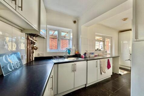 Marketing Photos ...