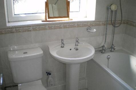 Osmondthorpe Lane, Leeds photo 5