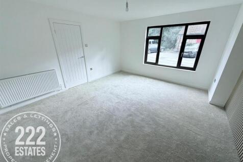 PHOTO-2025-08-28-13-58-17 (14).jpg