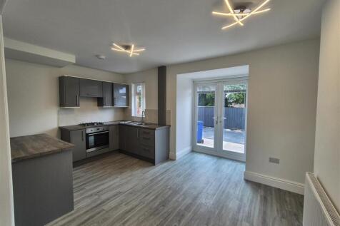 Broadoak Road, Ashton-Under-Lyne photo 3
