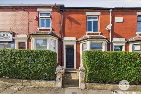 Blackburn, BB1 - property photo