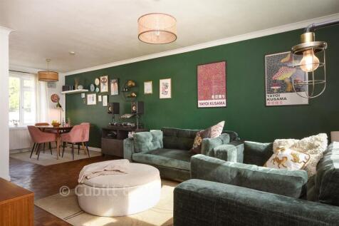 Lounge/Diner