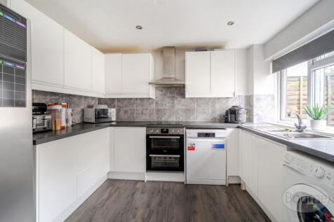 a436cd70-7d9f-4a7...