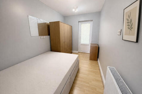 Carnanton Road, London, London, E17 photo 5