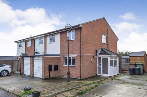 2 Avery Close, Allhallows, Rochester ME3 9QG