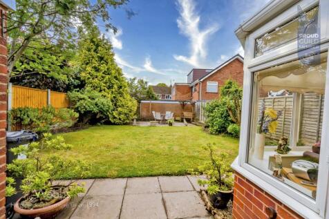 © Webbs Estate Agents ©  (323 of 28).jpg