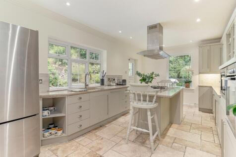Kitchen - A.jpg