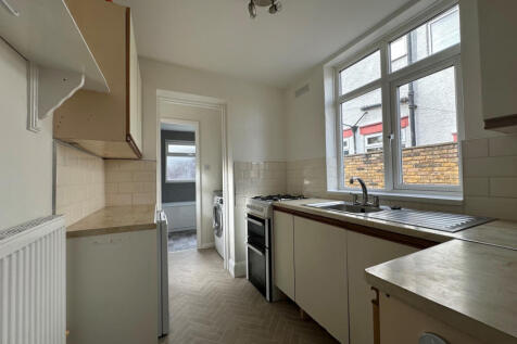 Sutton, Surrey, SM3 photo 3