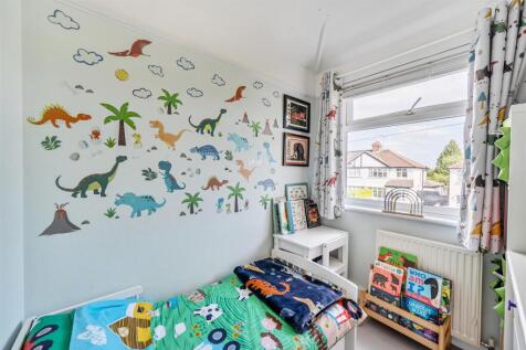 Barton Way - Bed 3.jpg