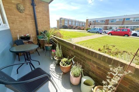 5 Dolphin Court B...