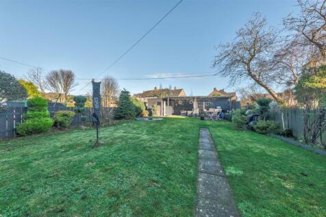 13 St Ninians Road Arbroath-19.JPG