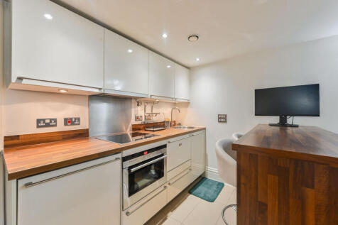 Kingsway Square, Battersea Park, London, SW11 photo 4