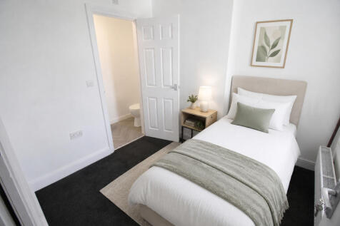 Bedroom 3 single room complete