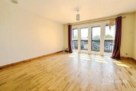 Rampart Row, Gosport, PO12 photo 3