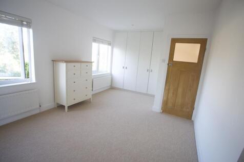 Dressing Room/Bed 4