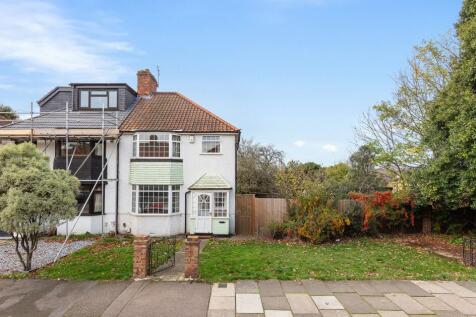 London, SE3 - property photo