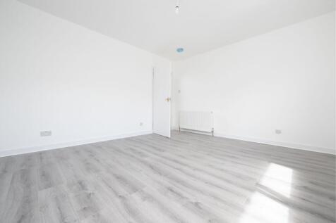 Sir Michael Street, Greenock, PA15 photo 3