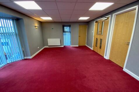 Serviced Office to rent Image 4
