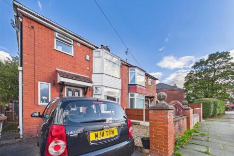 3-bed semi-detached on Scott Road, Droylsden, Manchester, Greater Manchester, M43, £1,250/mo
