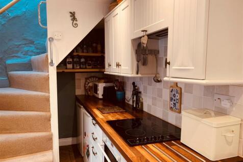 kitchen 1.jpg