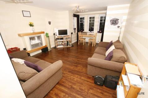 2-bed flat on Boste Crescent, St Leonards, Durham, DH1 , £900/mo
