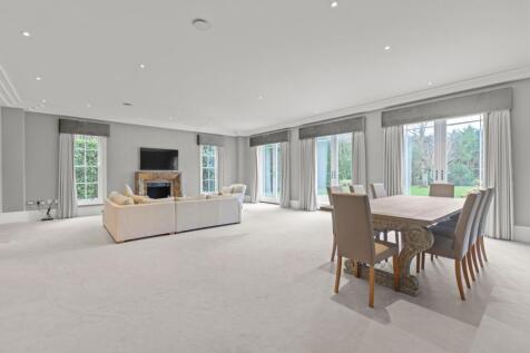 Abbots Drive, Wentworth Estate, Virginia Water GU25 4SF photo 3