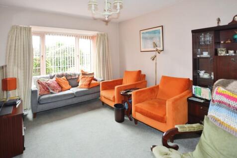Lounge.
