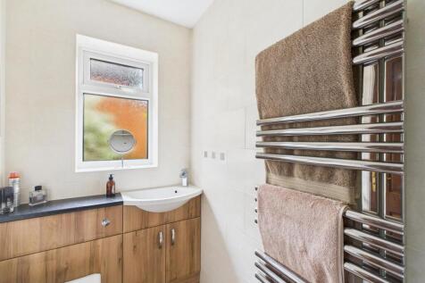 Fitted En-Suite