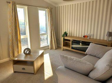 02 Willerby Kingswood Living 2 Scaled R420a4jmy734