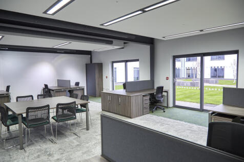 Serviced Office to rent Image 4