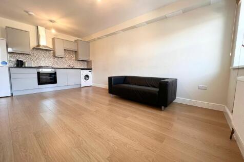 Hessel Street, E1 photo 3