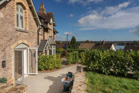 Patio_The Manse, Dittisham