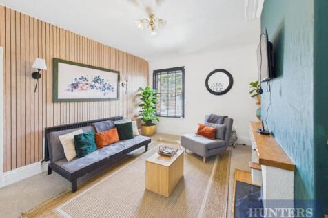 Cromwell Terrace, Scarborough photo 3