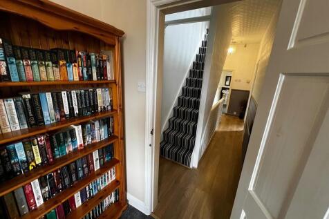 First Floor Landi...