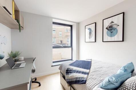 Deluxe ensuite