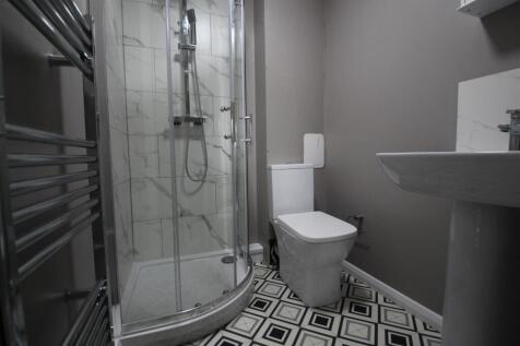 Westfield Court, Westfield Road, Hyde Park, Leeds, West Yorkshire, LS3 photo 3