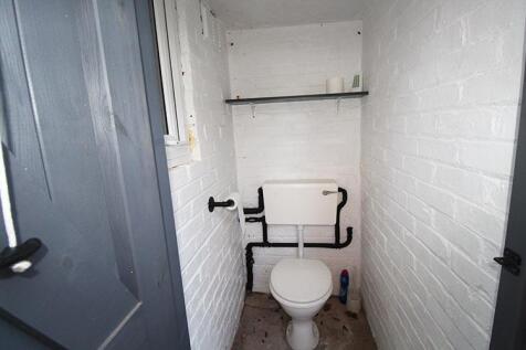 Outside WC .jpg