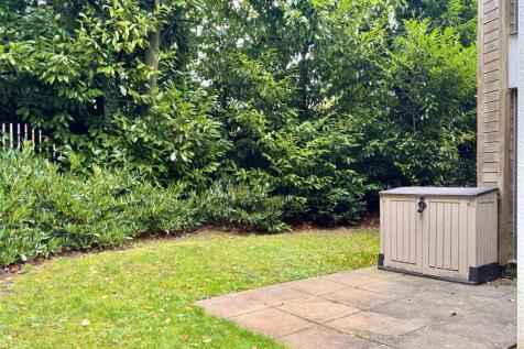 10 Skyline Mews (7).jpeg